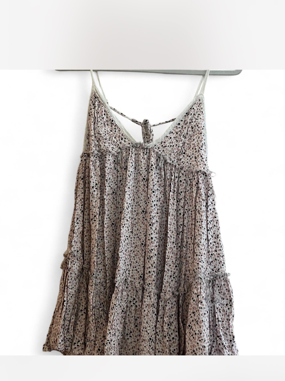 Tiered Babydoll Spaghetti Strap Sundress in Neutral Leopard Print